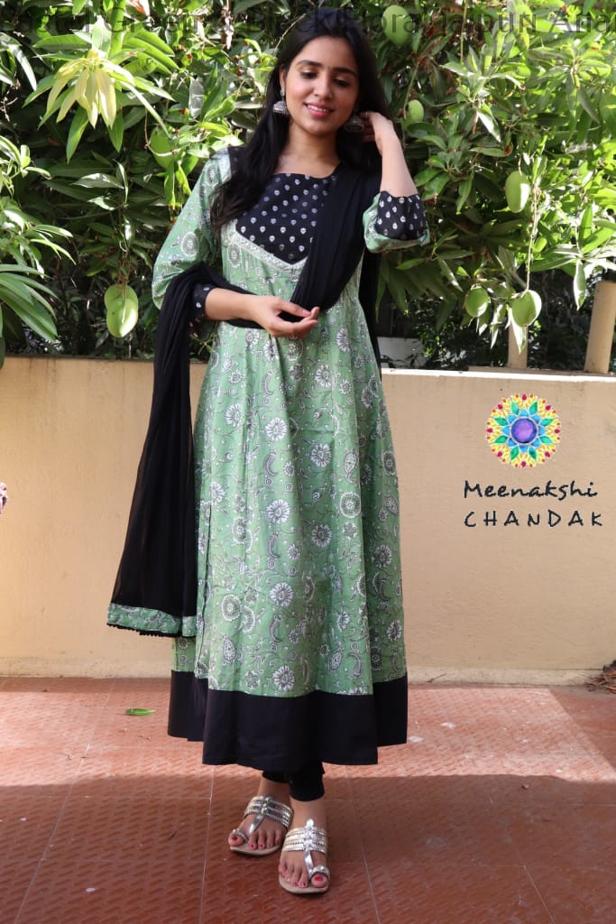 Pastel Green & Black Floral Jaipuri Anarkali Sets